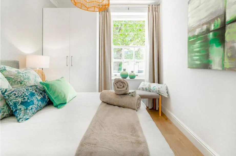 Hamlet New Quiet Central Live Like A Local Cape Town Holiday home
